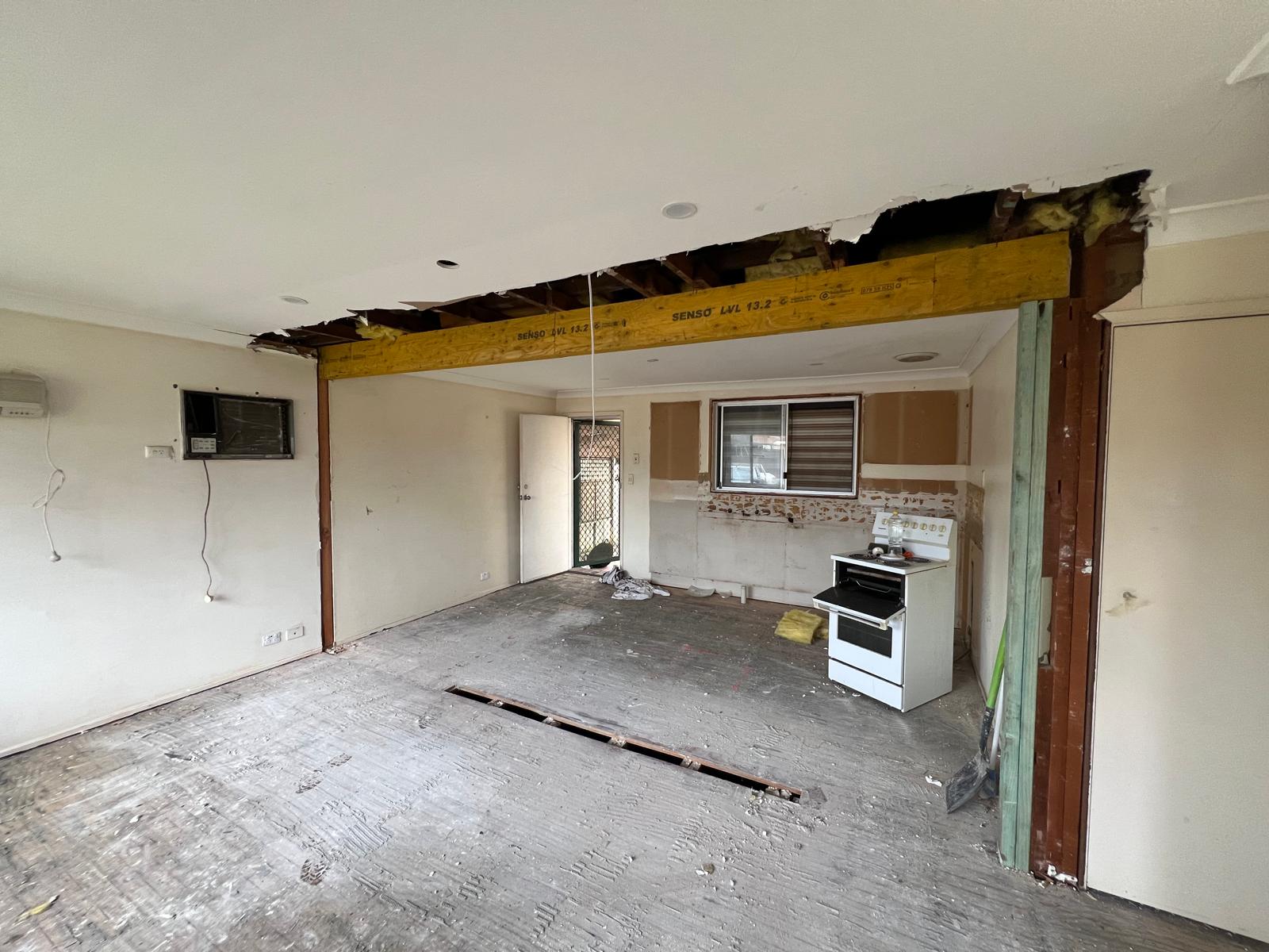 Open-plan opening with LVL header